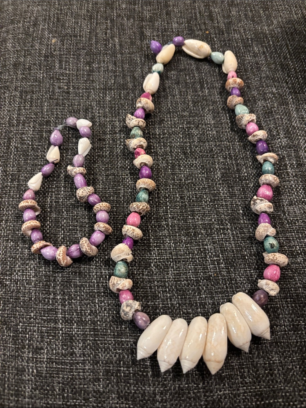 Handcrafted Multicolor Natural Sea Shell Necklace and Bracelet Set.